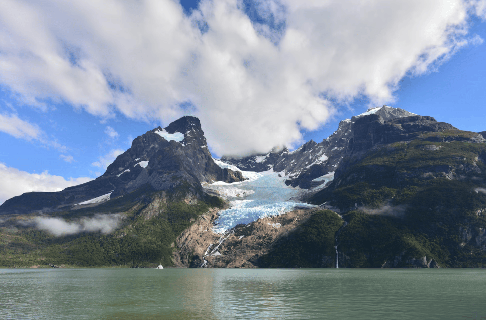 Navegación glaciares Balmaceda y Serrano desde Puerto Natales 00002